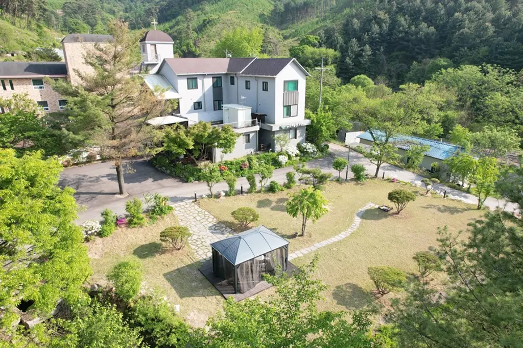 무지개동산 시설 사진